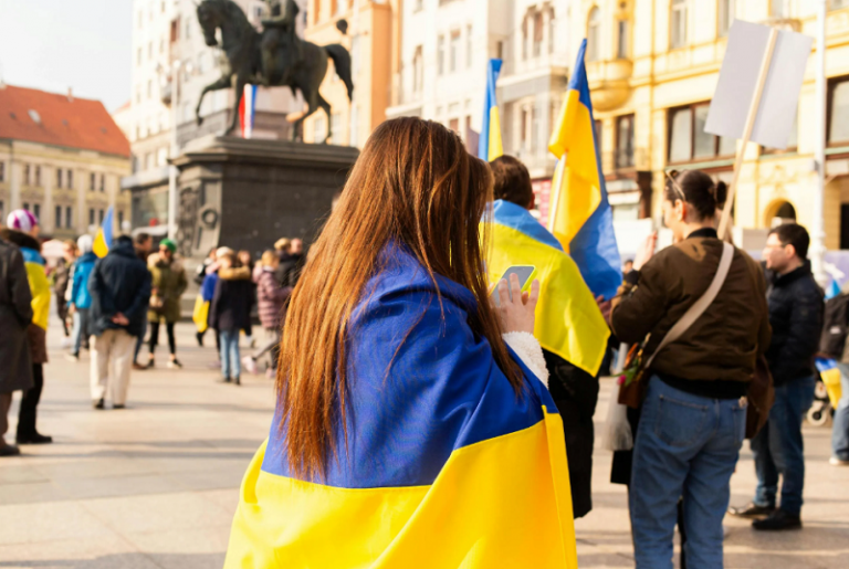 Житло та виплати для українців у Європі: з якими можливостями та труднощами зараз стикаються біженці