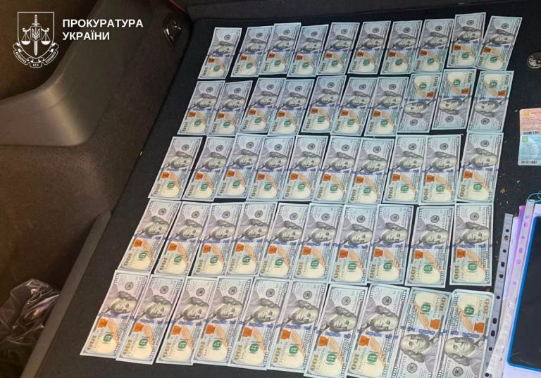 У Миколаєві медсестра вирішила заробити на оформленні фіктивної інвалідності для чоловіків