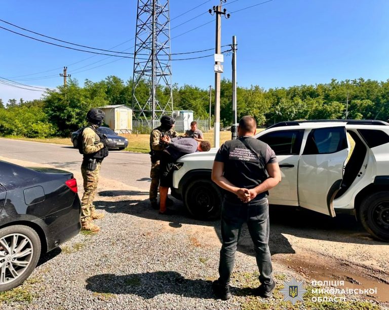 Мешканець іншої області привозив на таксі у громаду Миколаївщини психотропні речовини