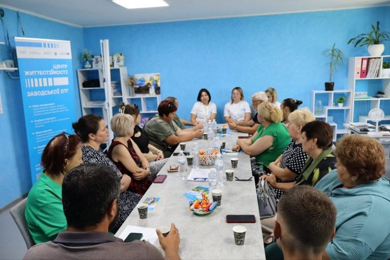 «Якщо ми допоможемо хоча б одній людині — це вже результат»: Роман Возняк відвідав Центр життєстійкості у старостаті громади