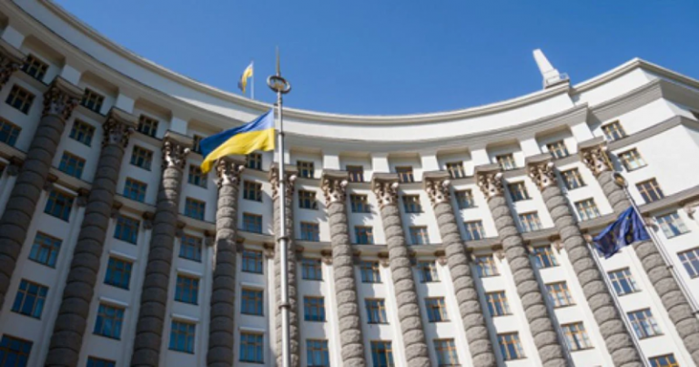 «Зимова підтримка»: Уряд запустив єдиний сайт єОпора із поточними програмами допомоги
